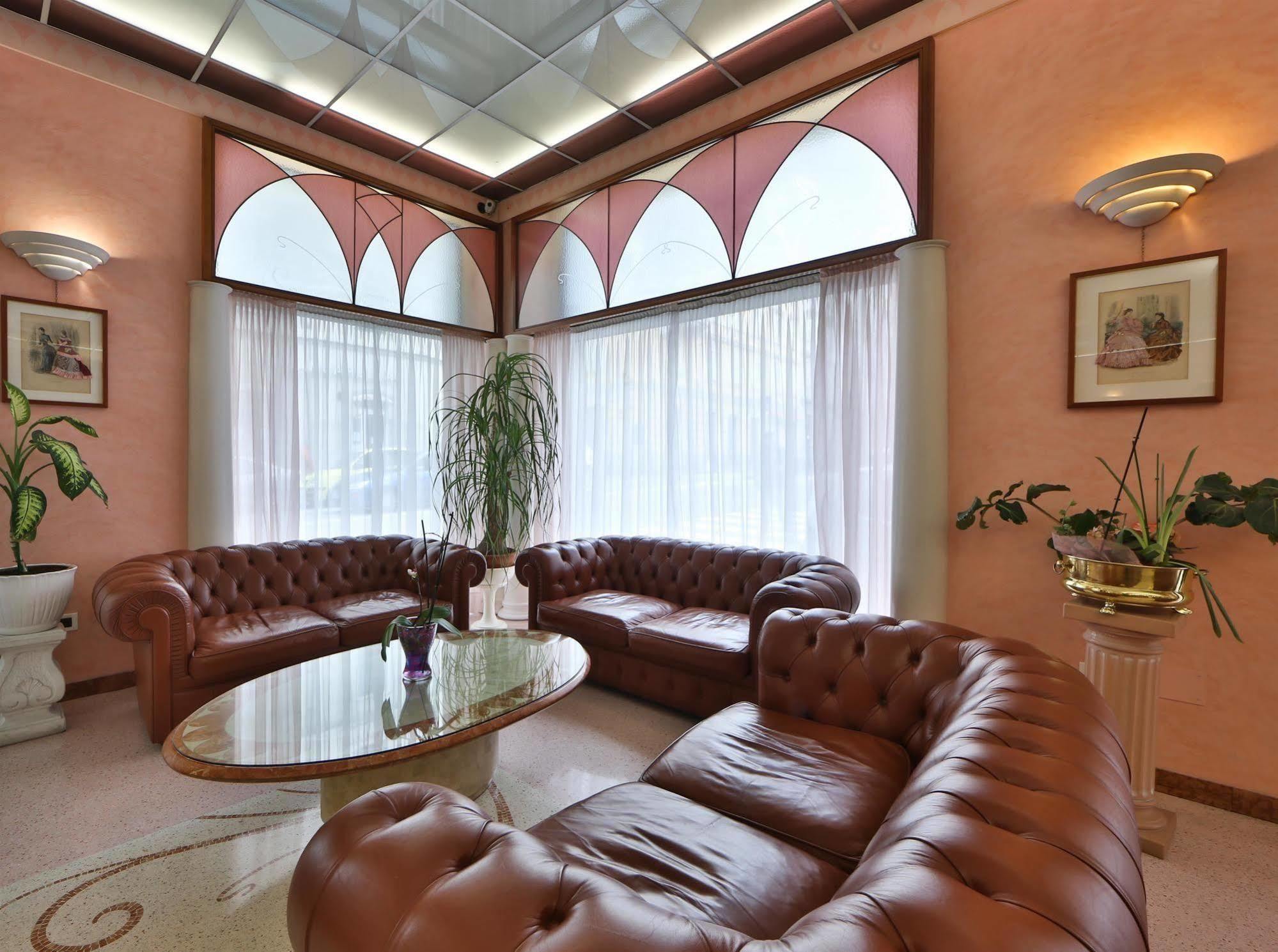 Best Western Hotel San Giusto Trieste Esterno foto
