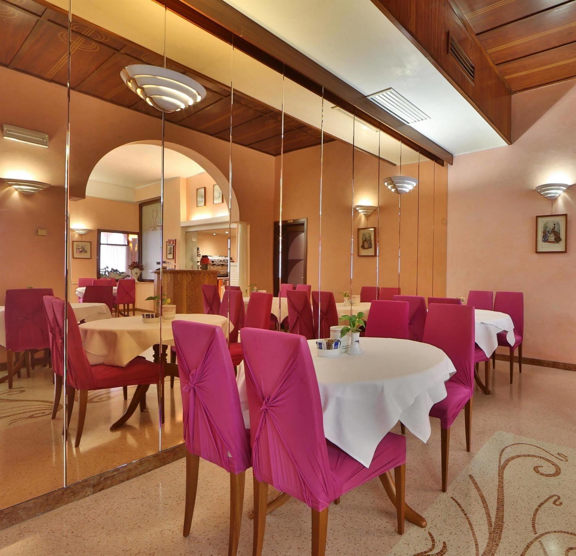 Best Western Hotel San Giusto Trieste Esterno foto